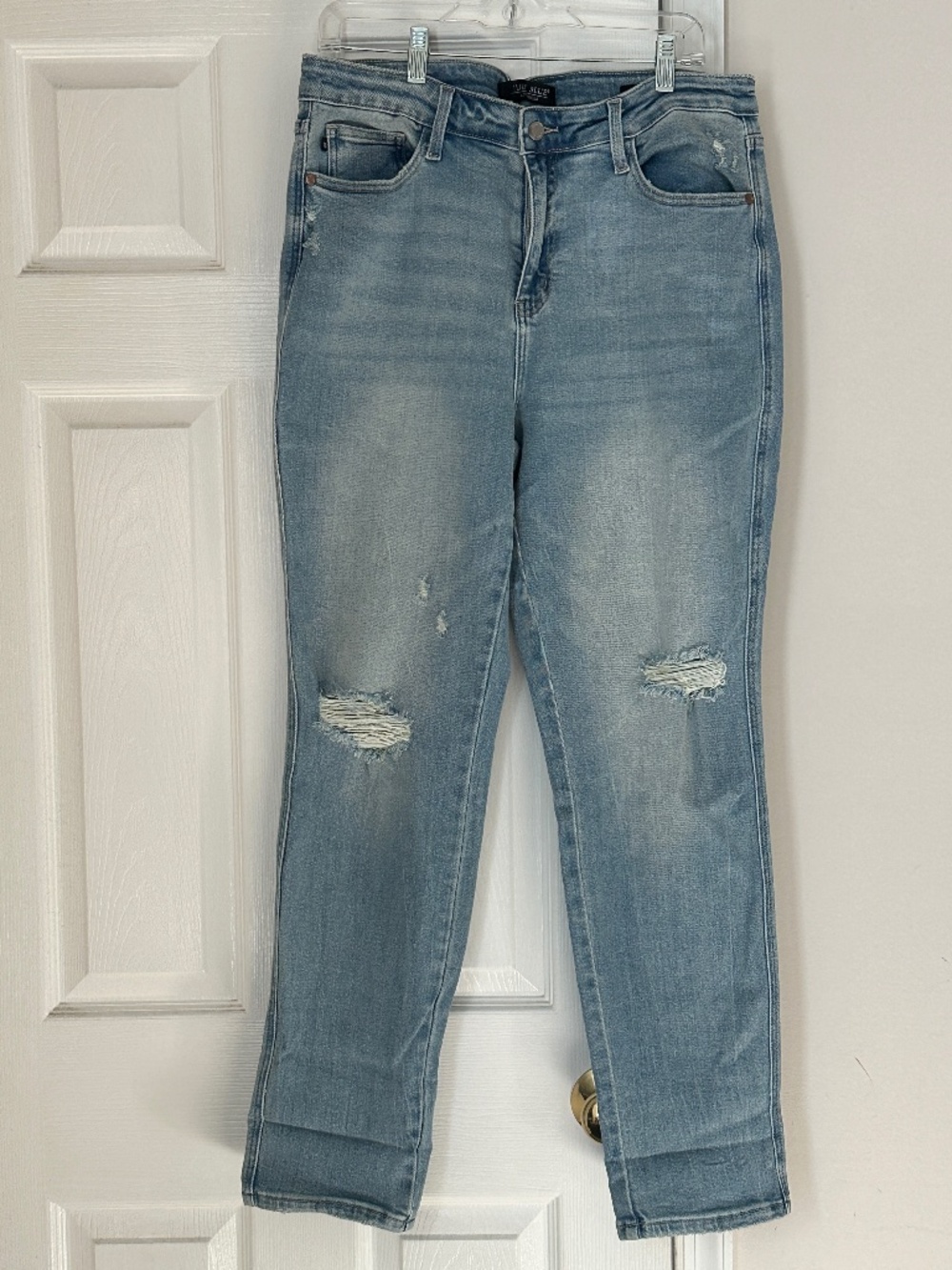 Judy Blue Plus Boyfriend Fit Jeans 15/32 Medium Wash Distressing Star Detail
